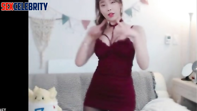 IU KPop Deepfake Porn [아이유 딥페이크 포르노] Sexy Dance