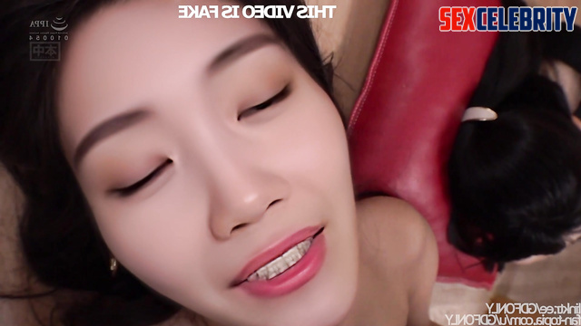 Sneaky slut Shin Hyun-been (신현빈) fucks her roomates BF 가짜 포르노 [PREMIUM]