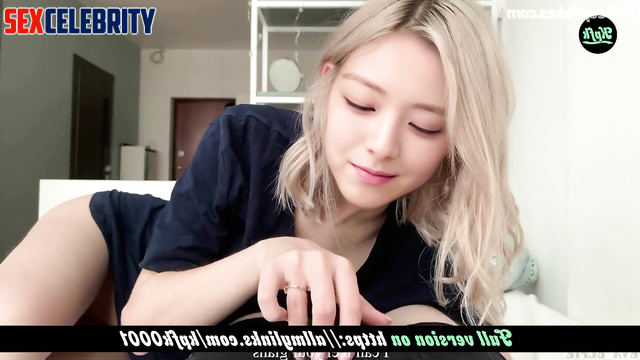 Korean blonde gently licks big cock - fake Yuna (신유나 있지)