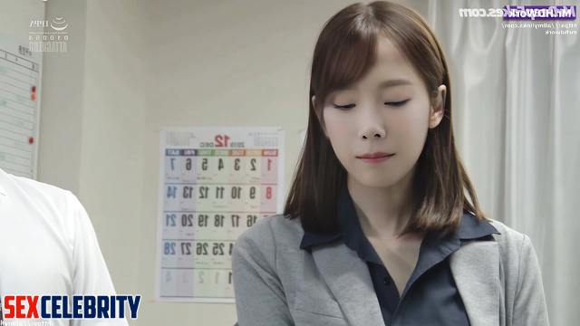 Taeyeon (태연) got horny & fucked in the office / SNSD 소녀시대가짜 연예인 포르노