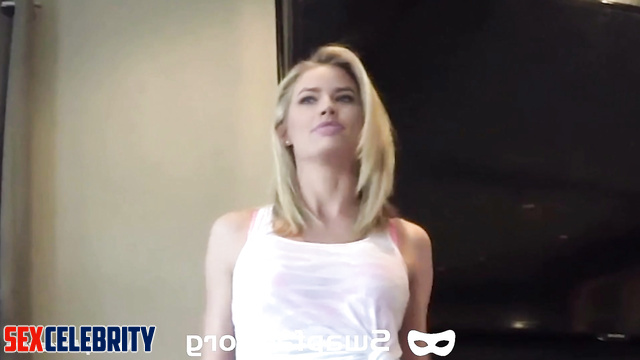 Blonde jumping on dick - Denise Richards smart face change