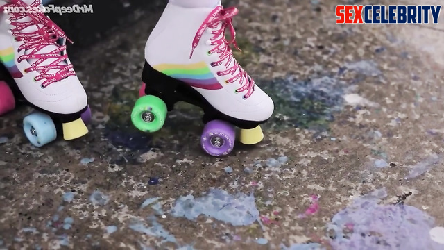 Juicy bitch on roller skates Alejandra Rubio - smart face change