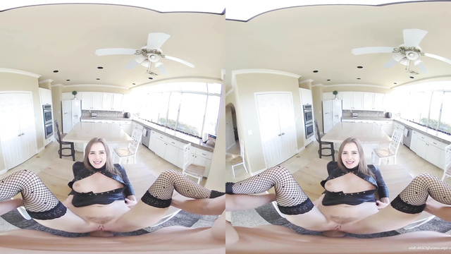 (VR deepfakes) Young slut Emma Watson likes it missionary