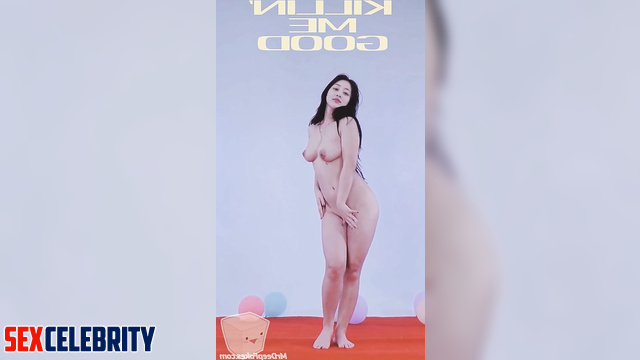 Juicy korean babe dancing naked on camera - Jihyo (박지효 트와이스)