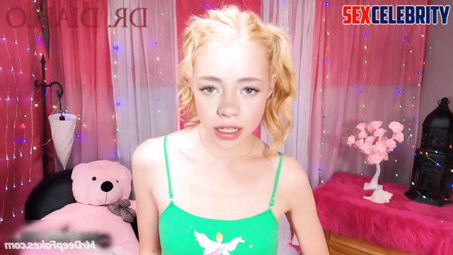 Teen showed you her favorite pussy and panties, Sicily Rose solo fakeapp