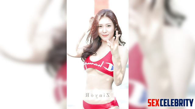 Babe in red bikini wants to swim with you 정수정 인터넷 연예인 fake Krystal Jung