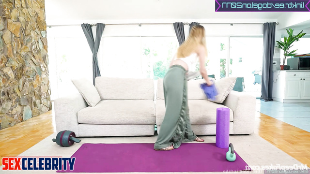 Sweaty girl after sport was fucked in different positions 모모 트와이스 ai Momo