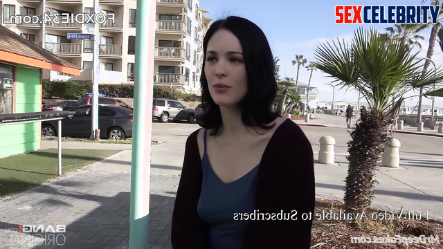 First she satisfied herself and then fucked - Rachel McAdams real fake