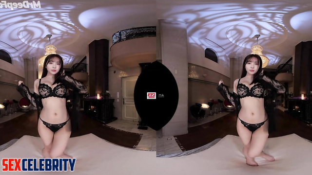 She showed you outfits for sex, face swap Suzu Hirose (広瀬すず 偽の有名人のポルノ)