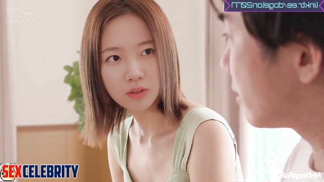 Kazuha masturbated to her hot reflection in the mirror 카즈하 르세라핌 fakeapp