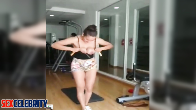 AI Jackie Guerrido skipping rope