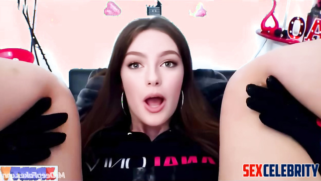 Deepfakes// Hot anal desires with Danielle Rose Russell