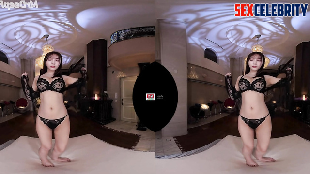 Brunette needs someone to fuck her (Nao Kosaka fakeapp) 小坂 菜緒 日向坂46