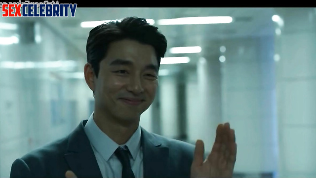 Gong Yoo/공유 Squid Game fake porn jerking off his hard dick (가짜 포르노 오징어 게임)