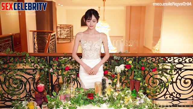 After champagne client did something indecent to her, fake Yuna (신유나 있지)