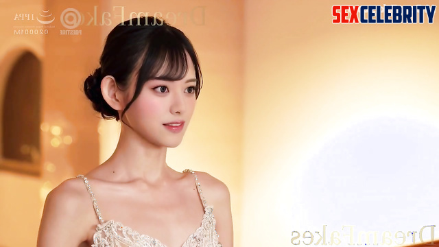 After champagne client did something indecent to her, fake Yuna (신유나 있지)