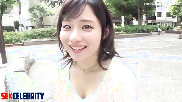 Guy offered her sex on the street, Satomi Ishihara (石原 さとみ ポルノ) real fake