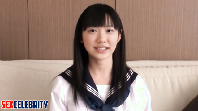 Under school uniform hides sexy Mana Ashida's tits 芦田愛菜 [日本人] Japanese
