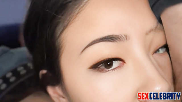 Internet celebrity Fuslie would like to suck dick like that for the whole time