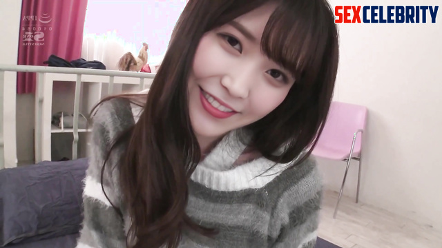 Waking up to get mouthful of cum - IU (이지은 가짜 연예인 포르노)