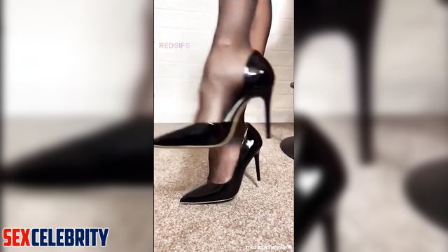 Amy Freeze smart face change - your sperm made her face wet