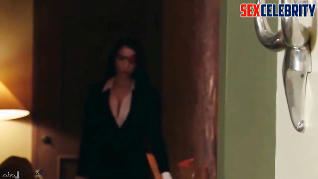 Lara Croft having fun after hard battle - Gal Gadot fake celebrity porn