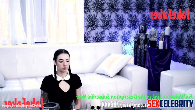 Charli D'Amelio hot celeb sex - she and her experiences with a new friend