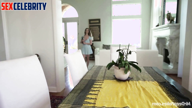 This babe has clearly learned how to please men / Ana de Armas face swap