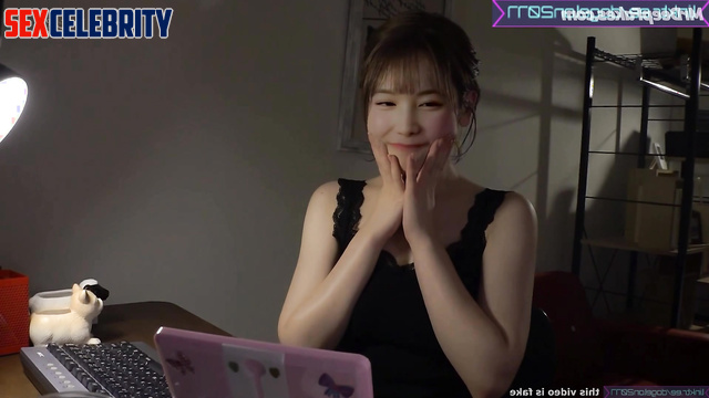 Innocent online date ends in fingering, Nayeon (나연 트와이스) fake celeb porn
