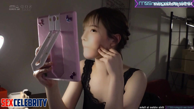 Innocent online date ends in fingering, Nayeon (나연 트와이스) fake celeb porn