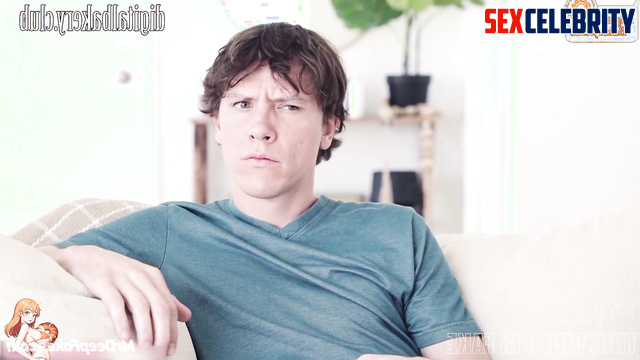 Two stars and one cock / Millie Bobby Brown & Charli D'Amelio face swap