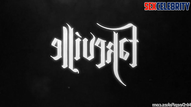 Her lips needs a cock - Kiernan Shipka solo internet celebrity