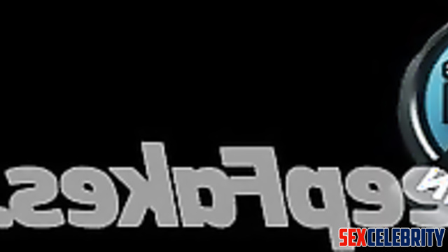 Natalie Portman deepfake shows how wide she can spread her legs