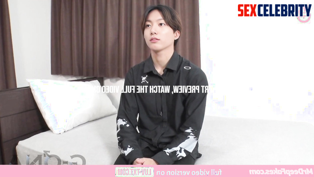 (정국 방탄소년단) Jungkook was asked to undress for her daddy, real fake