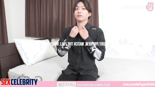 (정국 방탄소년단) Jungkook was asked to undress for her daddy, real fake