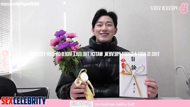 Korean singer 산 San gets nice gifts from his (한국어) fans 에이티즈 ATEEZ