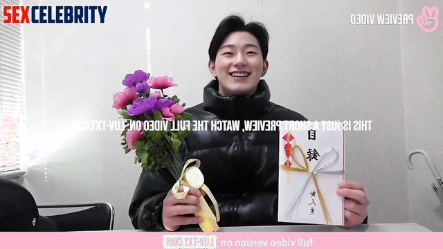 Korean singer 산 San gets nice gifts from his (한국어) fans 에이티즈 ATEEZ
