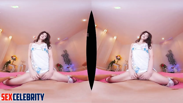 Cute korean star IU 이지은 인터넷 연예인 jumping on a cock with all passion