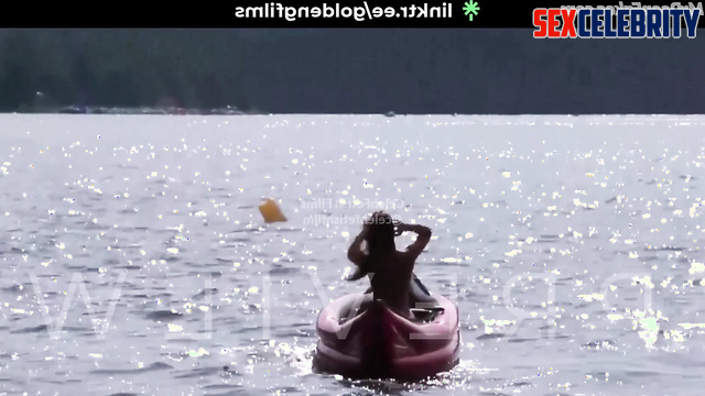 She asked him to be taken to a boat to masturbate, ai Lindsey Shaw