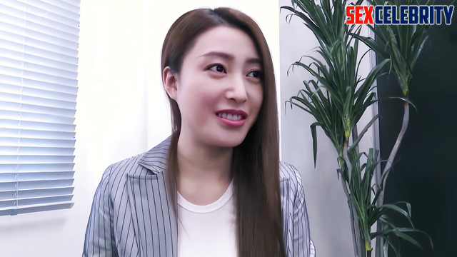 Office girl loves to fuck in the boss cabinet / Zhang Tian'ai ai 张天爱 成人视频