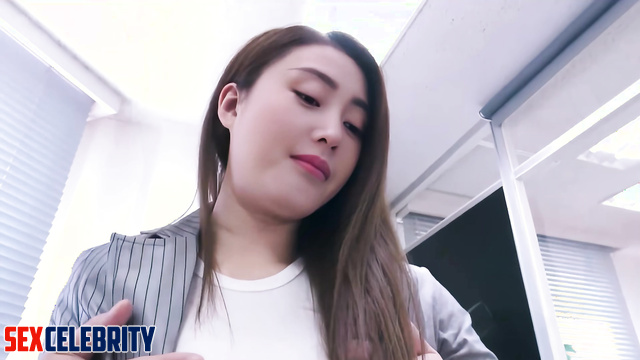 Office girl loves to fuck in the boss cabinet / Zhang Tian'ai ai 张天爱 成人视频