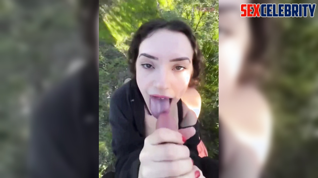 Hot Latina AI Michelle Galvan giving a blowjob in the park