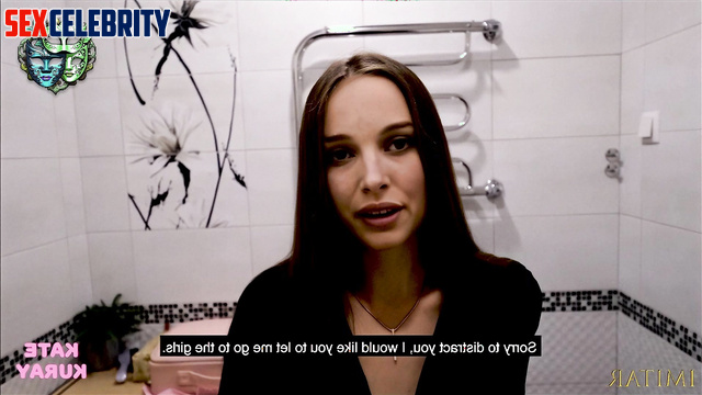 Natalie Portman locked in the toilet from everyone and made blowjob, ai