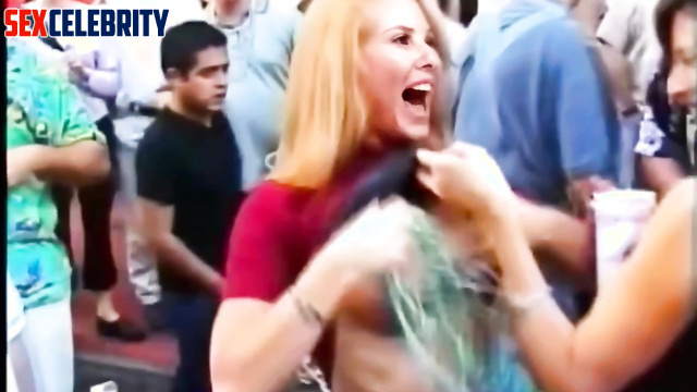 AI Sissy Fleitas flashing her tits for beads