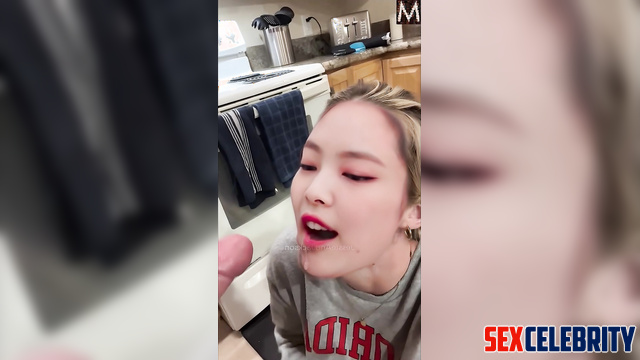 She is ready to eat your sperm after dinner, Jennie (제니 블랙핑크) face swap