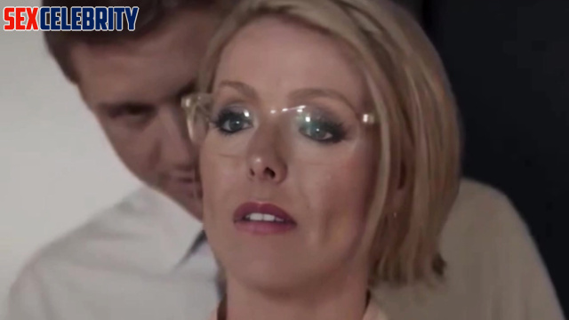AI Kelly Ripa at the office behind the scenes
