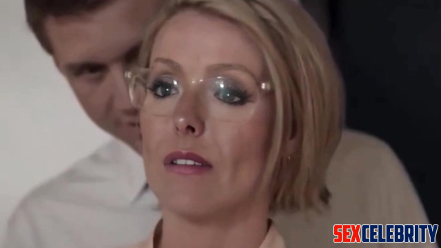 AI Kelly Ripa at the office behind the scenes