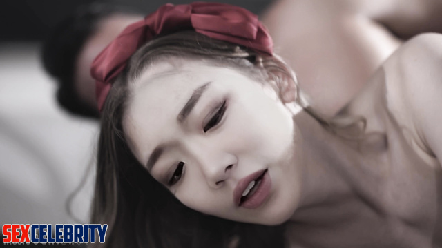 Passionate 69 with a foreigner - Jaime Horan smart face change