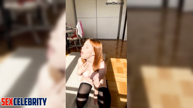 Redhead naughty girl wants to be spanked by you, Elizabeth Olsen fakeapp