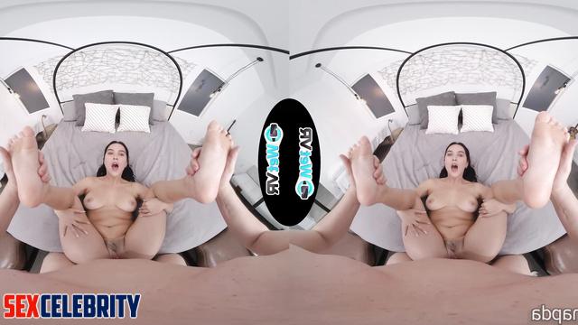 Hailee Steinfeld porn POV VR massage in oil, dirty talk & pussy fucking with a thick cock